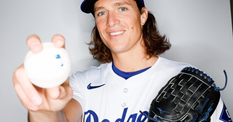 Tyler Glasnow hopes to bring more than SoCal cool to Dodgers