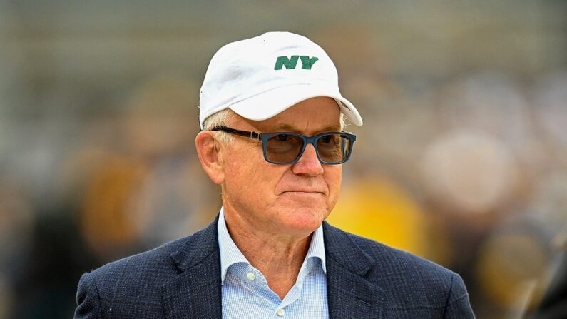 Jets owner Woody Johnson rips ‘irresponsible’ report saying he had ‘heated conversation’ with Robert Saleh