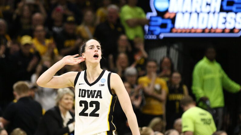 March Madness refs face criticism over calls in Iowa-West Virginia women’s tourney game: ‘8 v 5 everytime’
