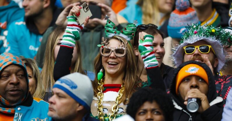 NFL announces scheduling wrinkles, including Wednesday Christmas Day games