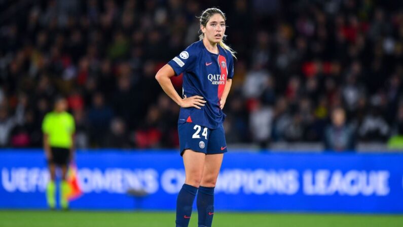 USWNT’s Albert apologizes after critical Rapinoe post
