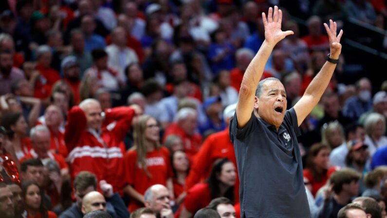 In Houston’s success, Kelvin Sampson finds redemption March Madness