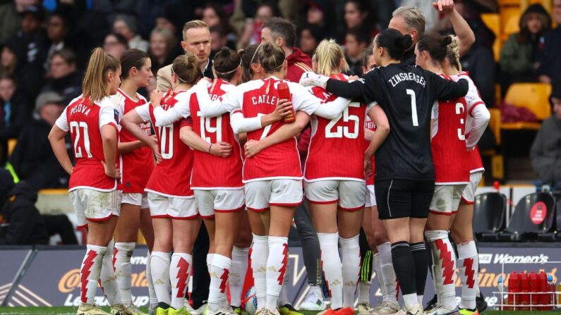 Arsenal’s Maanum stable after collapsing in Conti Cup final